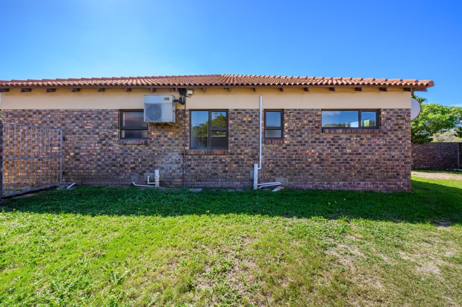 3 Bedroom Property for Sale in Humewood Eastern Cape
